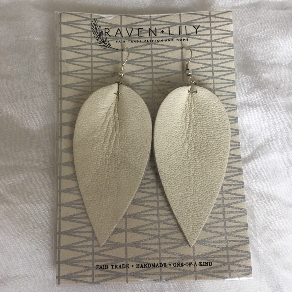 Raven + Lily Zia Earrings in Matte White